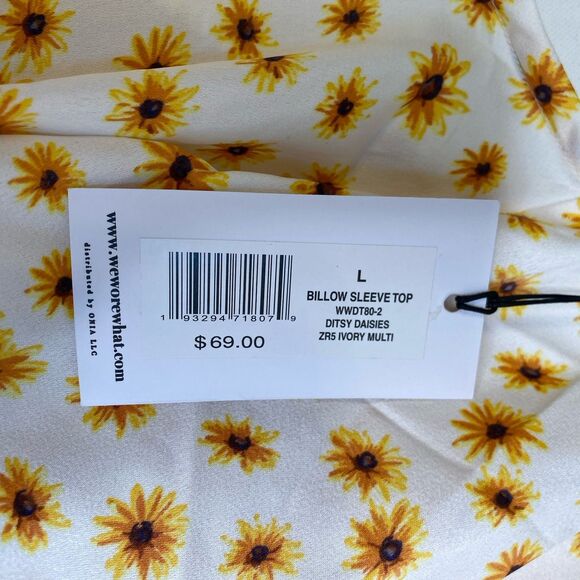 Revolve Crop Top Blouse L Ivory Floral Billow Sleeve Cottage Coquette Dainty - Picture 6 of 9